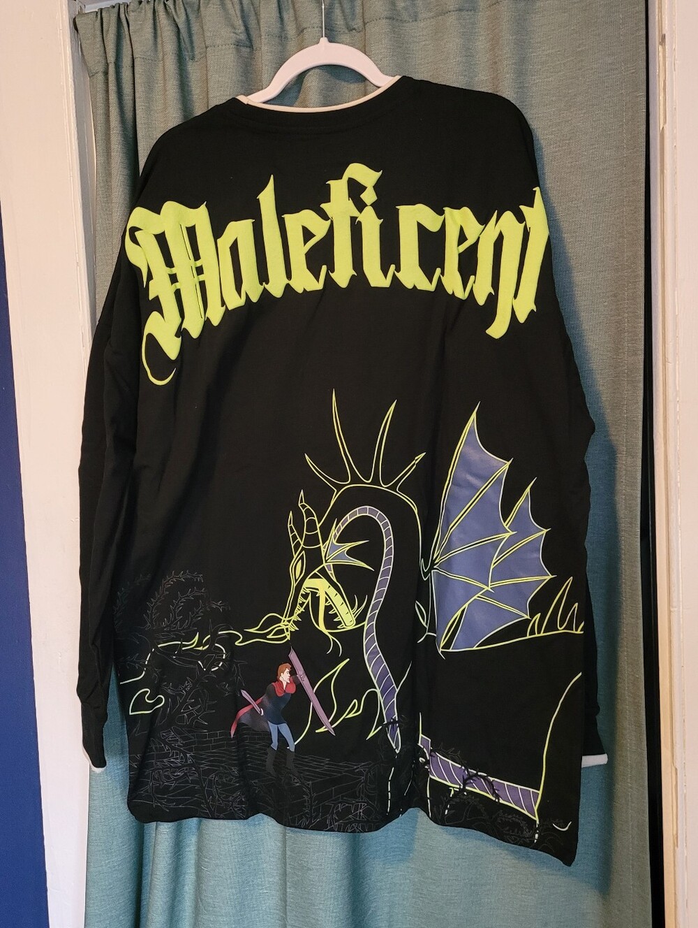 Disney Maleficent Dragon Glow-in-the-Dark Crewneck — BoxLunch Exclusive